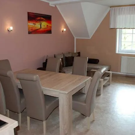 Homestay Zum Neuensiener P